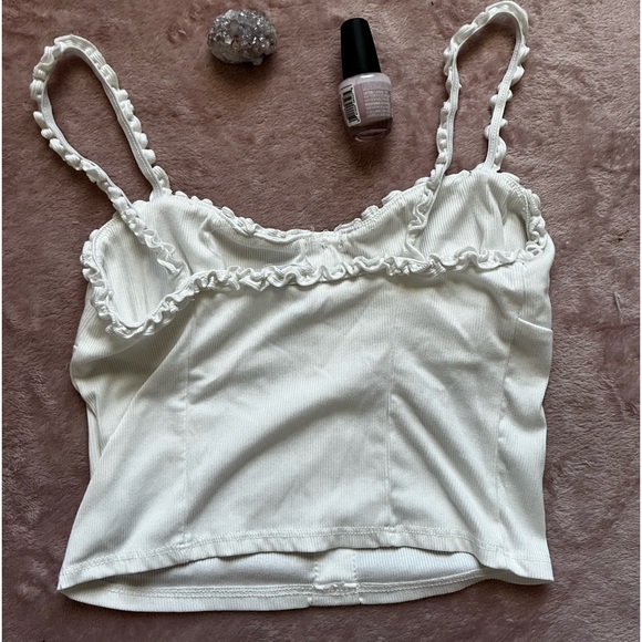 White tank top🤍🧸 - Picture 2 of 2